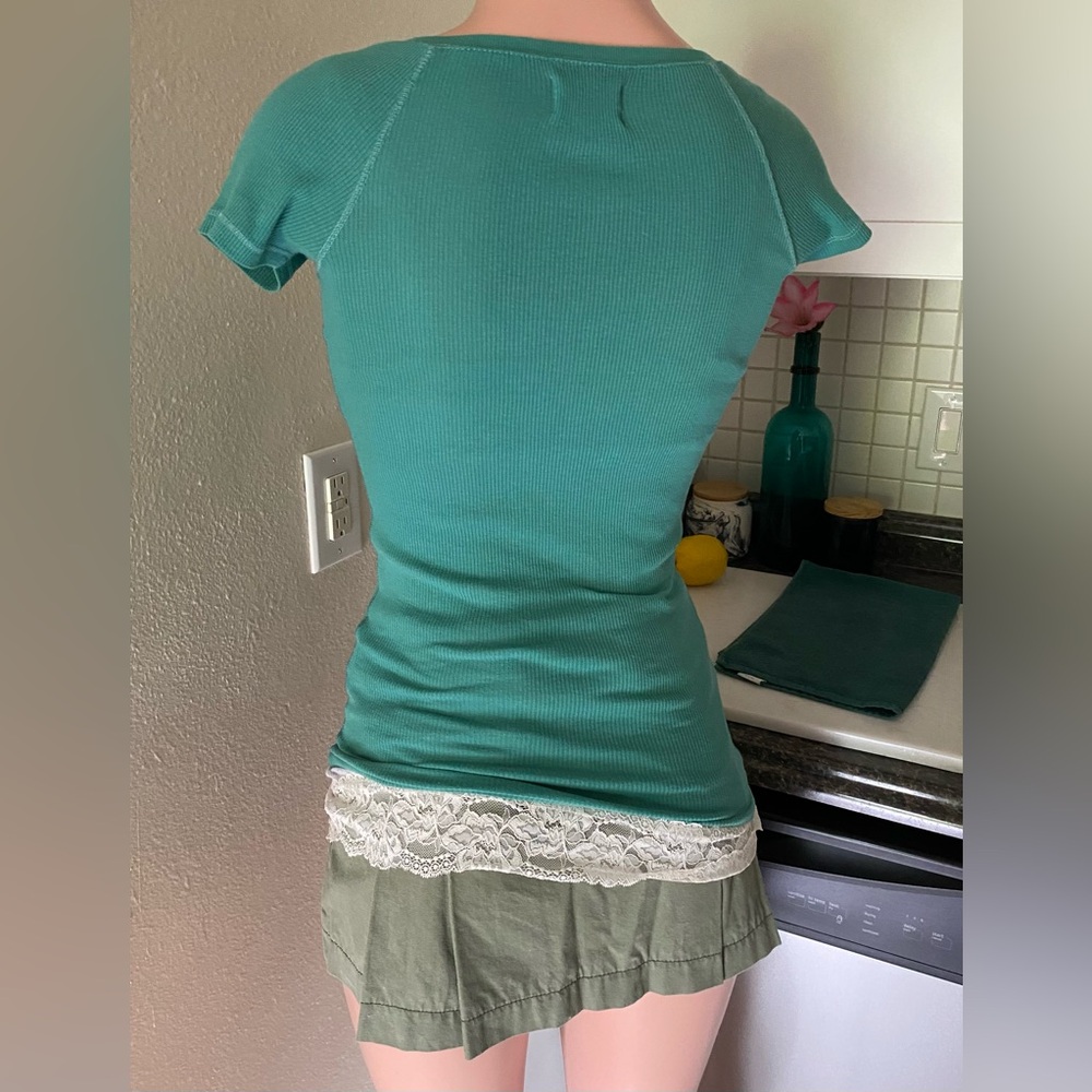 Y2k teal green Abercrombie short sleeve v neck - Picture 6 of 13